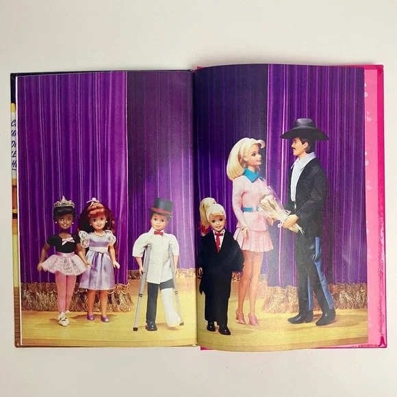 90s Vintage Barbie French Childrens Book Livre français Spectacle 1999 Mattel - Picture 8 of 9